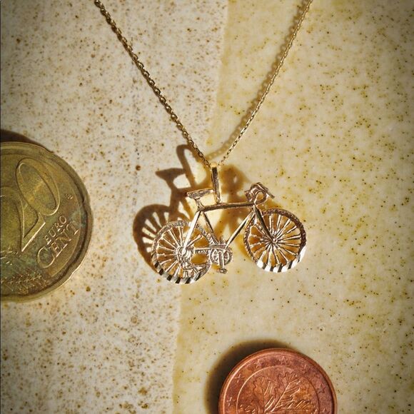 Bicycle 14k solid gold pendant perfect gift bicycle pendant - Picture 4 of 5